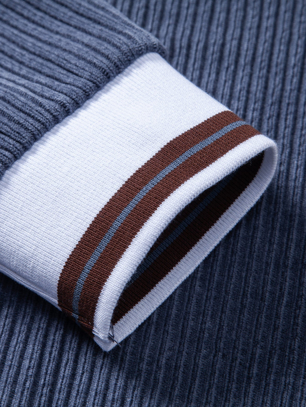 Johnny Collar Sweatshirt with Contrast Trim