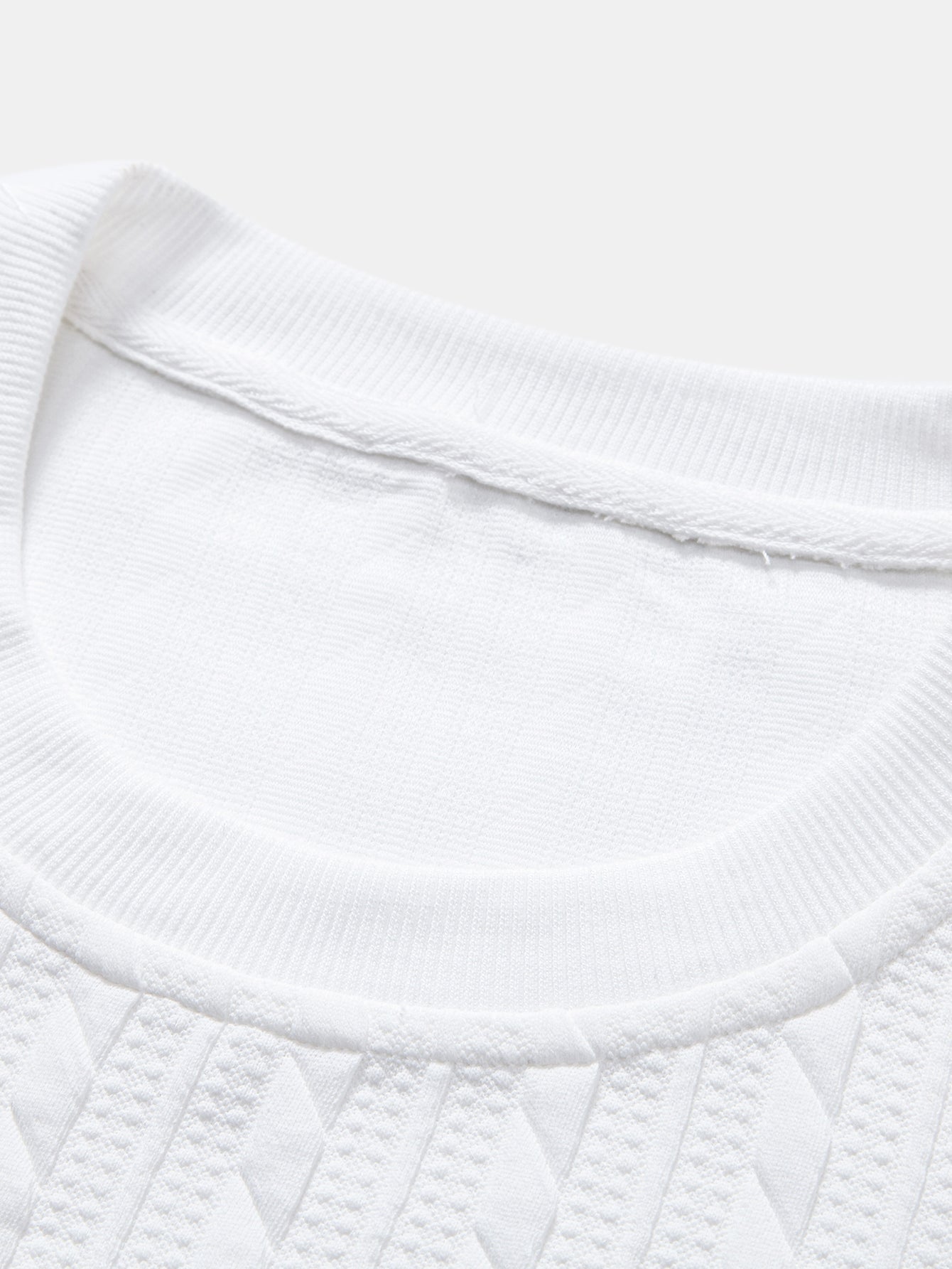 Comfortable Twisted Jacquard T-Shirt and Drawstring Shorts Set
