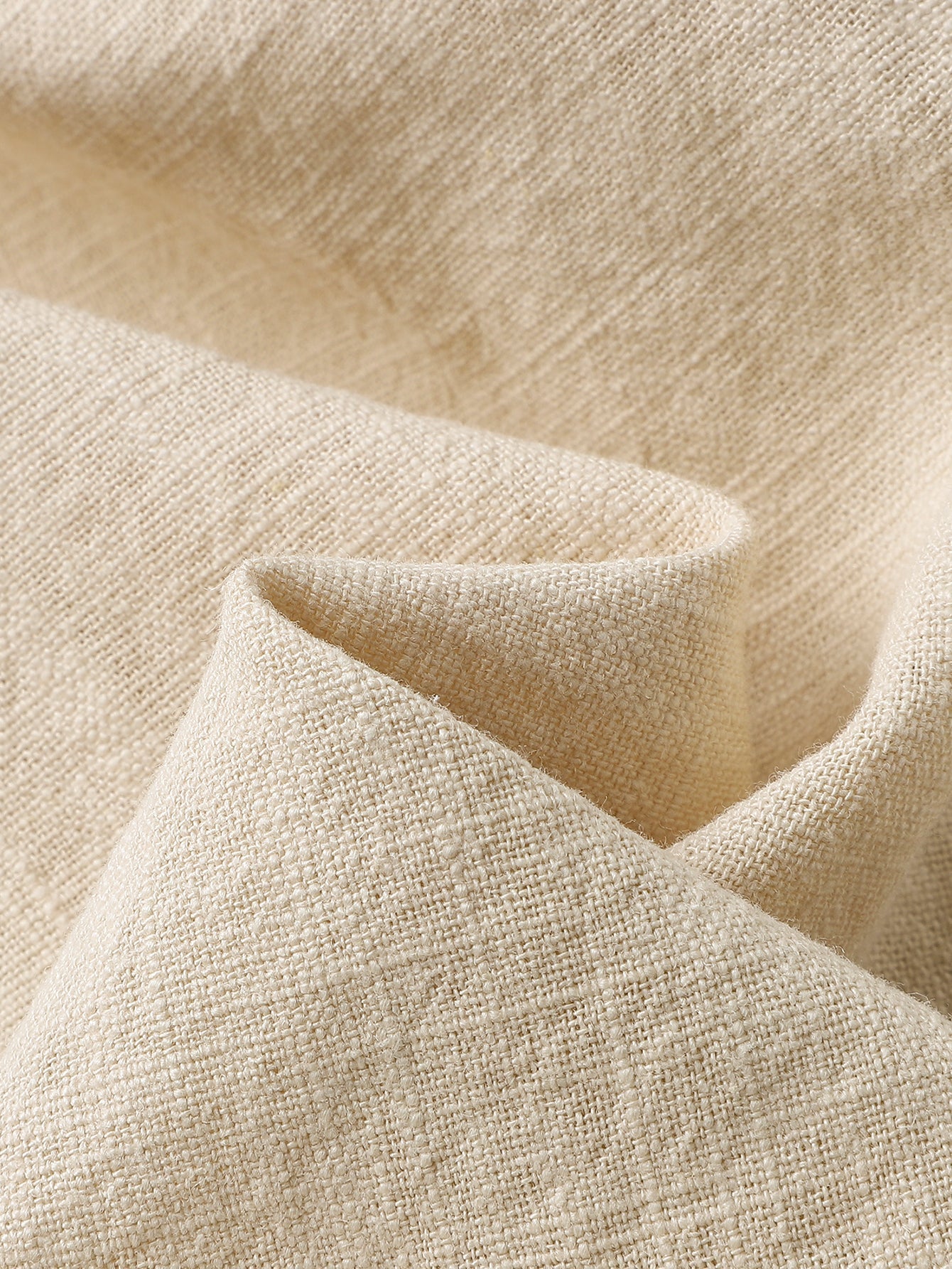Drawstring Shorts in Linen-Cotton Blend