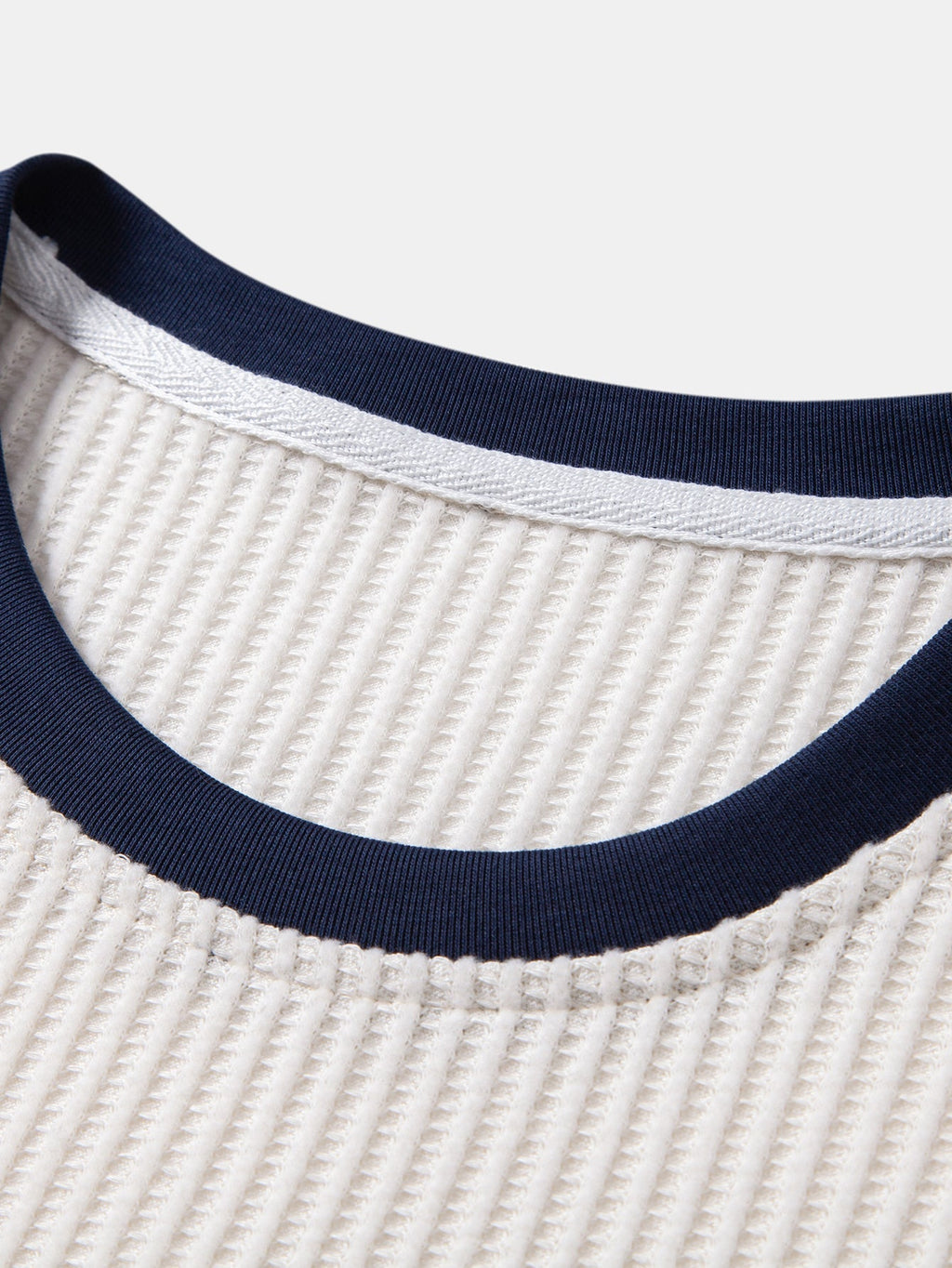 Two-Piece Contrast Waffle Set: T-Shirt with Pocket & Drawstring Knitted Pants